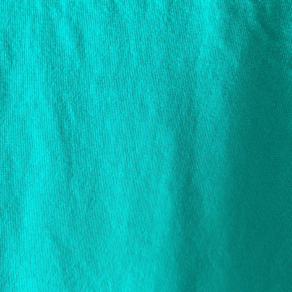 Green top - Picture 2 of 2